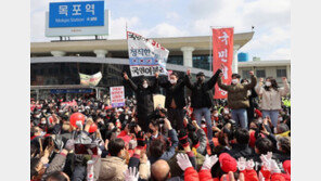 윤석열 “대통령 되면 ‘혼밥·뒤에 숨지 않기’ 꼭 지키겠다”