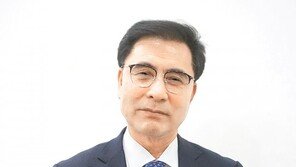 역경 이겨낸 도장 업계 강자, 소외계층 복지에도 힘써