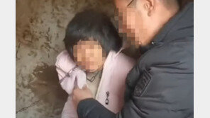 “쇠사슬 채워진 여성 94만원에 팔렸다”…中 올림픽 끝나자 인신매매 인정