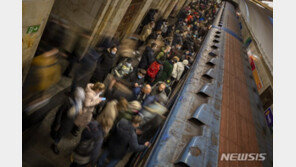 우크라 전운에 서방 기업들 비상…대책 마련에 분주
