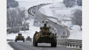 우크라군 “러·벨라루스·크림 3개 국경서 동시다발 전면 공격 당해”