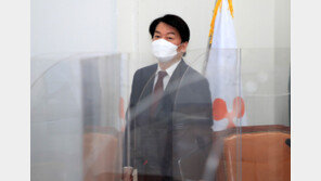 안철수 “우크라 지원 위해 연대해야…文 눈치보기는 레임덕 자초”