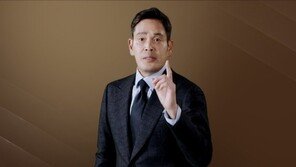 정용진 ‘멸공’에 이마트 주가 폭락…자사주 사들여 주주 달랜다