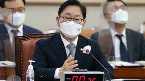 박범계, 李선대위 특보단 대화방 논란에 “정체 몰라…의견 나눈적 없다”