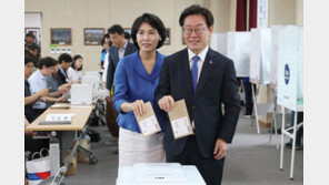 이재명, 사전투표 첫날 ‘정치적 고향’ 성남서 투표…김혜경 동행 주목