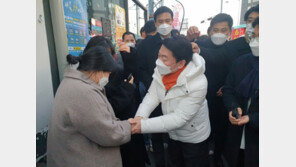 광주 찾은 안철수 “4년전 바른정당 합당, 생각 짧았다” 사과