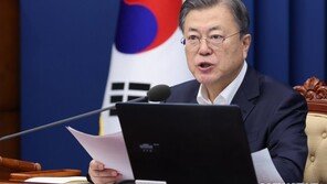 文대통령 “대러 국제제재 동참”…국제사회 비판 의식한 듯