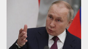 푸틴 핵위협속 러-우크라 휴전협상…美 “핵 오판땐 위험” 경고