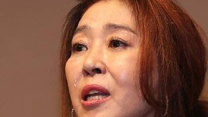 “이재명 손톱에 1㎝까만 줄”…‘신체 특징’ 또 꺼낸 김부선 