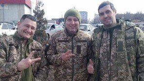 레알 마드리드 잡았던 우크라 축구 감독, 지휘봉 놓고 총 들었다