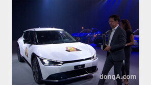 유럽까지 사로잡은 한국 전기차 경쟁력… 기아 EV6, 국산차 최초 ‘유럽 올해의 차’ 수상