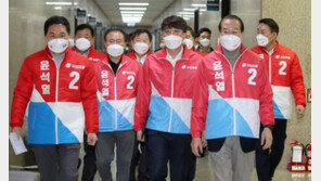 “투표로 단일화 해달라”…野, ‘安 사표론’ 띄우기 시작