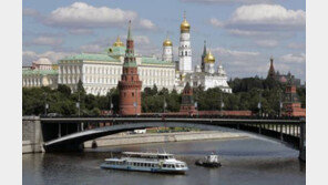 “달러가 없다, 루블도 없다”…ATM기 앞 모스크바 시민들 패닉