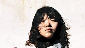 기업과 협업한 소설가, 다른 세상을 배웠다