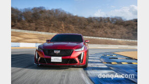 “독일 M·AMG·RS가 식상하다면”… 美 고성능 ‘캐딜락 CT5-V 블랙윙’ 국내 출시