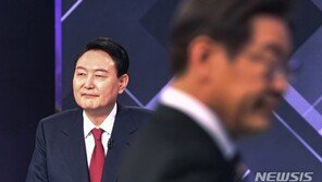 尹 “성인지예산 삭감 국방예산 사용”에…李 “여성 예산 아냐” 沈 “황당” 핀잔