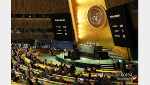 유엔총회 ‘러 즉각 철군요구’ 결의안 통과…北 반대 中 기권