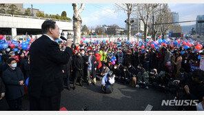 ‘文오소리’, 윤석열 지지…“민주당보다 대한민국 더 사랑한다”
