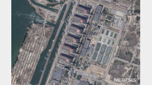 자포리자 원전 화재로 원자로 1개만 가동…“시설 안전한 상태”