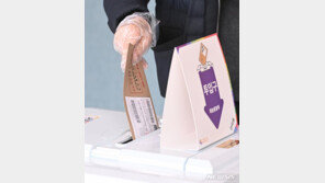 대선 사전투표 2일차, 오전 7시 투표율 0.71%…누적 18.29%