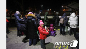 러 “키이우·하르키우 등 주요 도시 인도적 통로 개방”