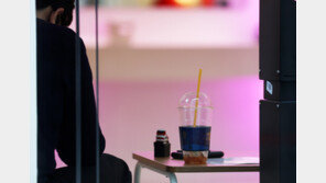 “커피부터 소맥까지 다 올라”…물가에 국민 주름살 더 파인다