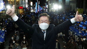 李, 특별기자회견 후 수도권 집중유세…‘청계광장’ 피날레