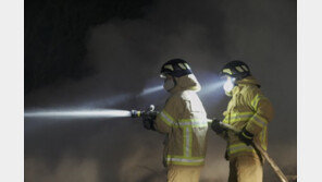 李·尹, 산불 순직 소방관 애도 “숭고한 희생 잊지 않겠다”