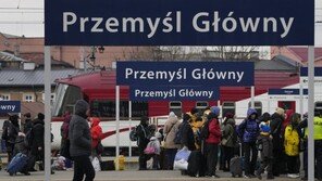 정부, 우크라에 긴급 의료품 전달…“금주 4차례 수송”