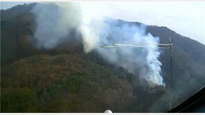 홍천서도 산불 발생…헬기 2대 투입 진화중