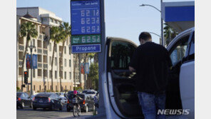 치솟는 국제 유가…“배럴당 200달러 전망도”