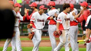 KIA, 연습경기서 한화 완파…김석환 결승타·박찬호 투런포