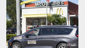 맥도날드, 러시아 매장 850곳 운영 일시 중단