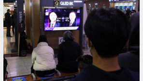 유례 없는 초박빙 대선, 투표일 막판까지 ‘온라인 선거전’ 치열