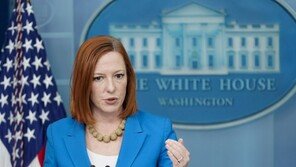 백악관 “러, 우크라에서 화학무기 사용 가능성 있어”