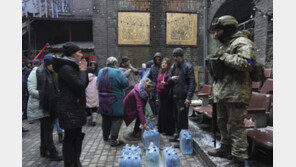 우크라 6세 여아 탈수로 사망…“삶의 마지막, 아이는 혼자였다”