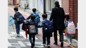 “숨은 확진자 어쩌려고”…확진자 동거인 격리 면제에 ‘불안’