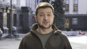 젤렌스키, 푸틴과 직접 협상 필요성 강조…“매일 논의 중”