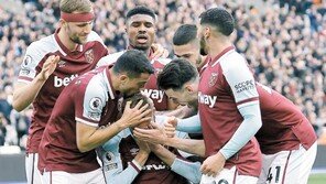 “가족-국민 생각에”… 골 넣고 울어버린 우크라 선수