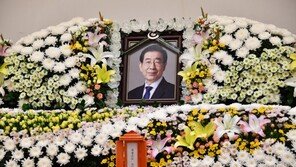 “여성, 새장에 가두지 마라” 박원순 피해자, 여가부 폐지 옹호