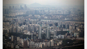 아파트도 빌라도 ‘신축은 떨어지고 구축은 오르고’