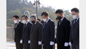 윤호중, 광주 5·18 묘역 참배…“죄인된 심정, 쇄신으로 갚겠다”