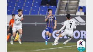 오심에 운 FC서울, 코로나19로 초비상…스태프 포함 15명 감염