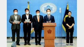 여야, 기초의원 중대선거구제 충돌…지방선거 일정 ‘빨간불’