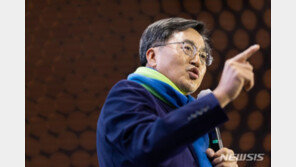 김동연 “지방선거부터 기초의회에 중대선거구제 도입하자”