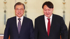 與-野, “점령군 행세” 文-尹 오찬 무산 책임론 공방