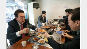 윤석열 당선인, 내일 점심은 누구와 무엇을 먹을까?[청계천 옆 사진관]