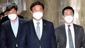 윤호중 “의원들 말씀 새겨 피부로 느낄 변화 만들겠다”