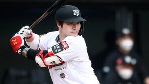 박병호, KT 유니폼 입고 첫 홈런…KT, KIA 연승에 제동