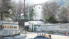 국방부는 50m옆 합참 청사로… 합참은 남태령 수방사로 이전 계획